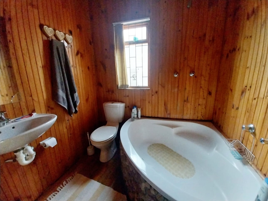 2 Bedroom Property for Sale in Worcester Rural Western Cape